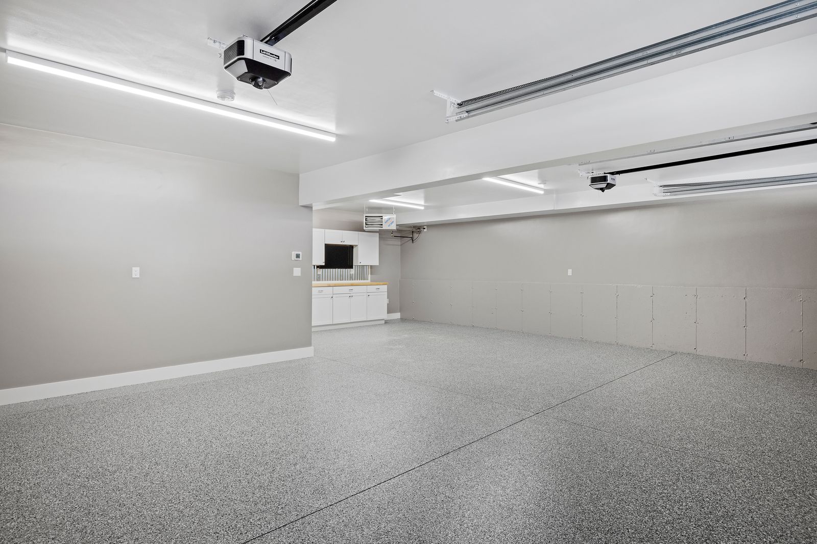 Maricopa garage ready for a floor coating estimate
